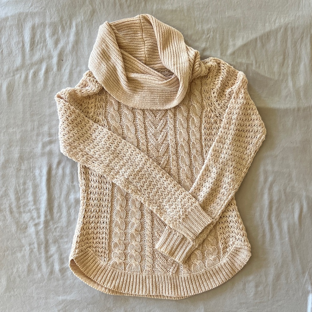 pink knitted sweater